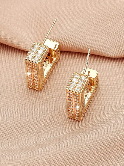 Imported Radiant Square Luxe Earrings – Crystal Perfection In Gold Square Luxe Earrings